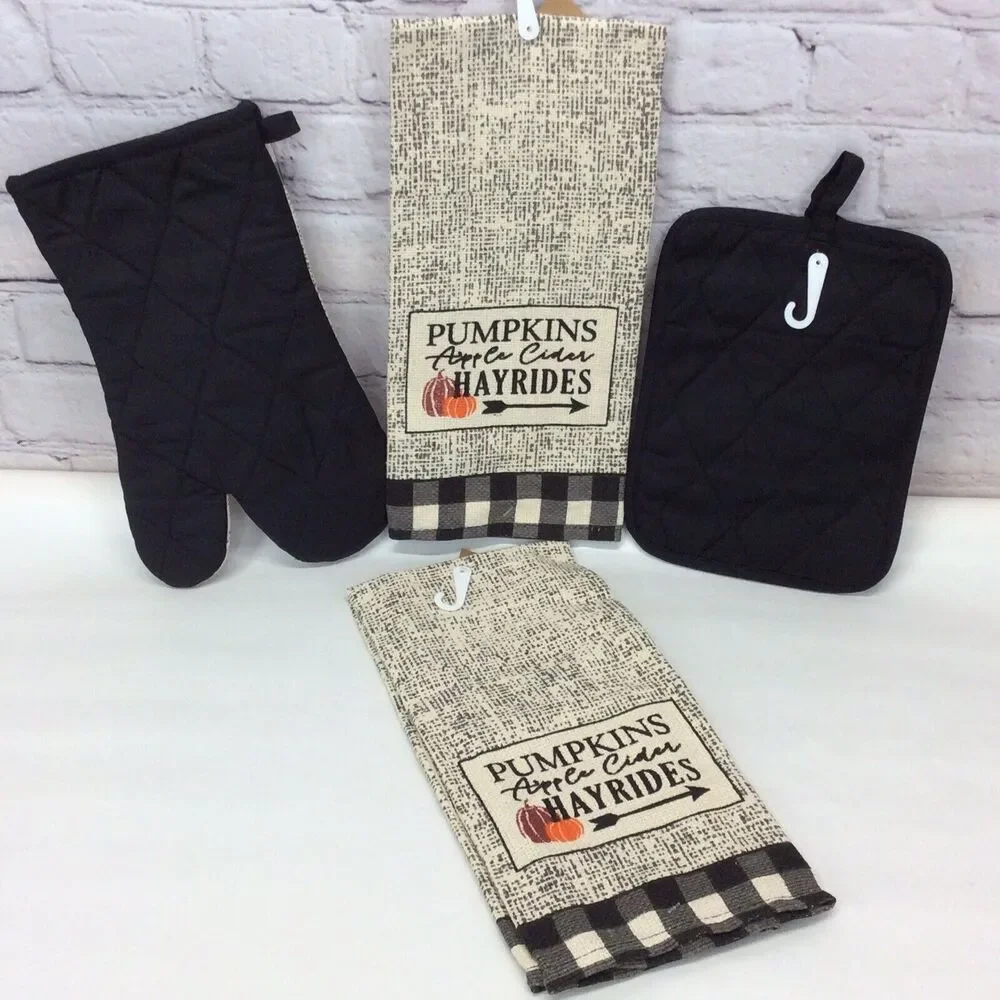 Fall 4 Pc Kitchen Set Pumpkins Buffalo Check 2 Towels/1 Oven Mitt/1 Pot Holder